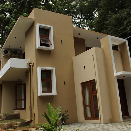 Kandy Lotus Chalet Buitenkant foto